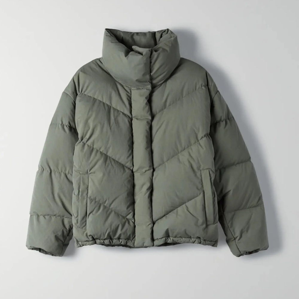 Aritzia Wilfred The Cloud Puff Jacket in Green
